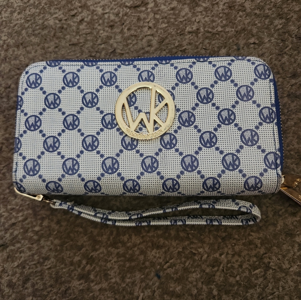 Wendy Keen Blue And Tan Wallet